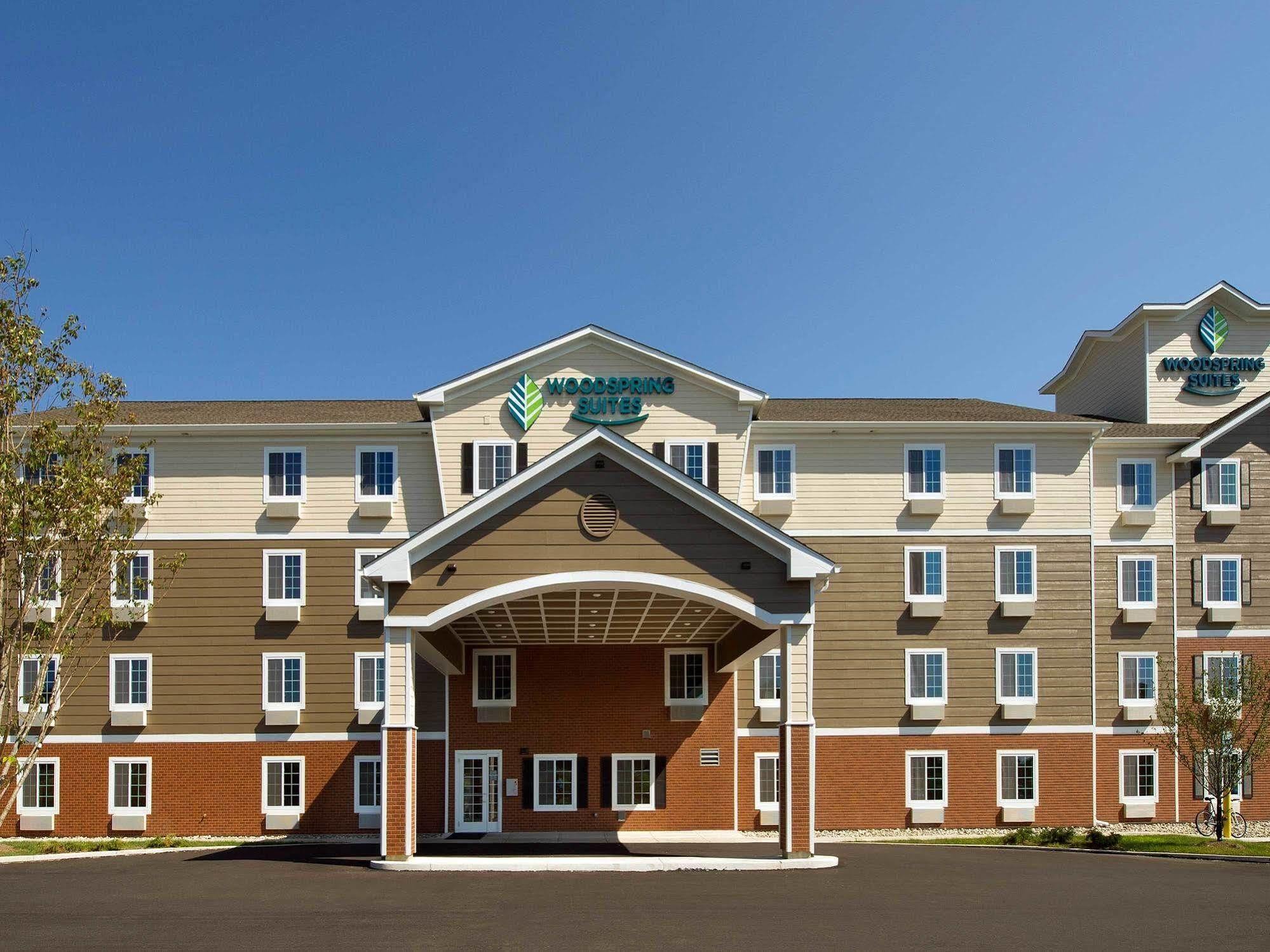 Woodspring Suites Akron Portage Lakes Exterior photo
